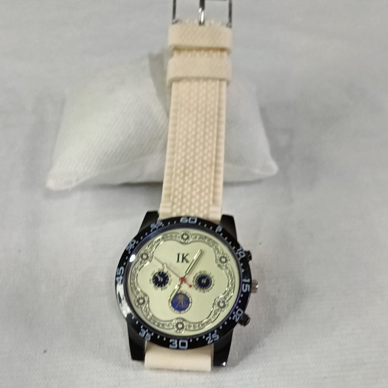 Montre IK femme original Quartz