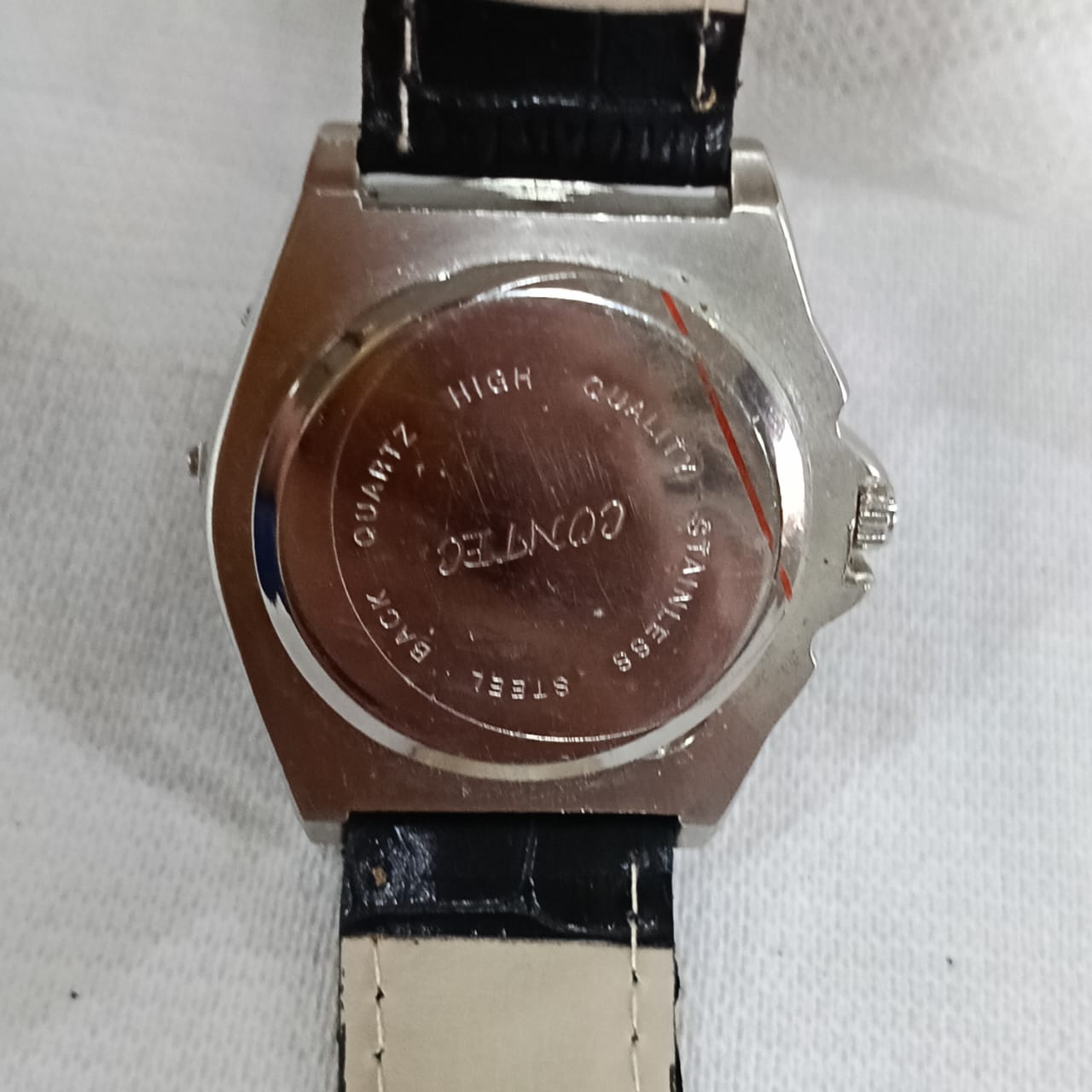 Montre contec Quartz original