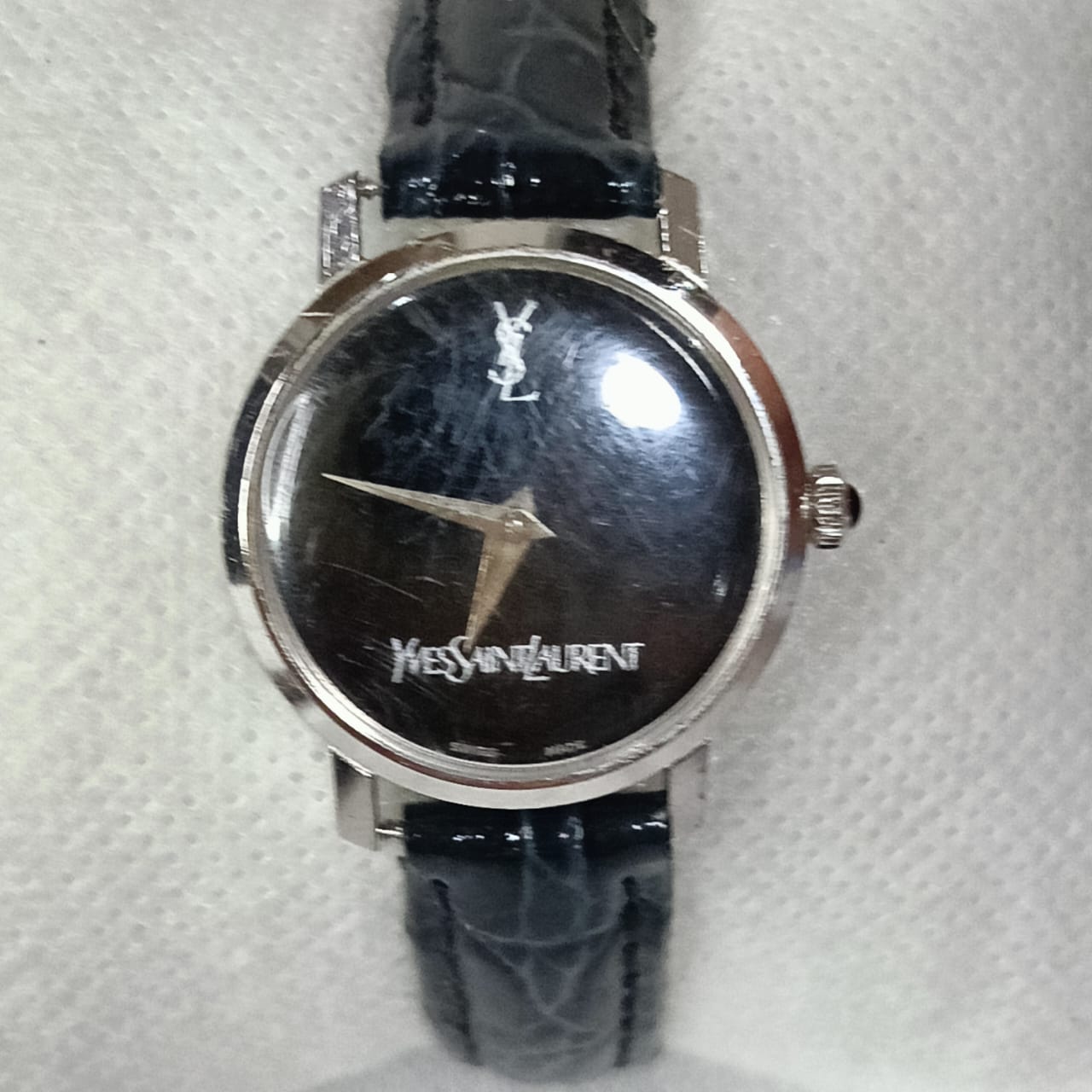 Montre saint Laurent mécanique femme vintage original
