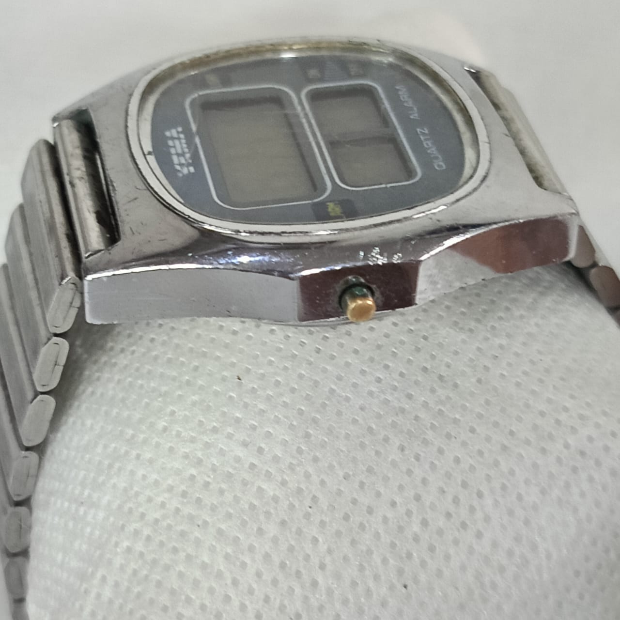 Montre yema analogique montre acier inoxydable vintage original