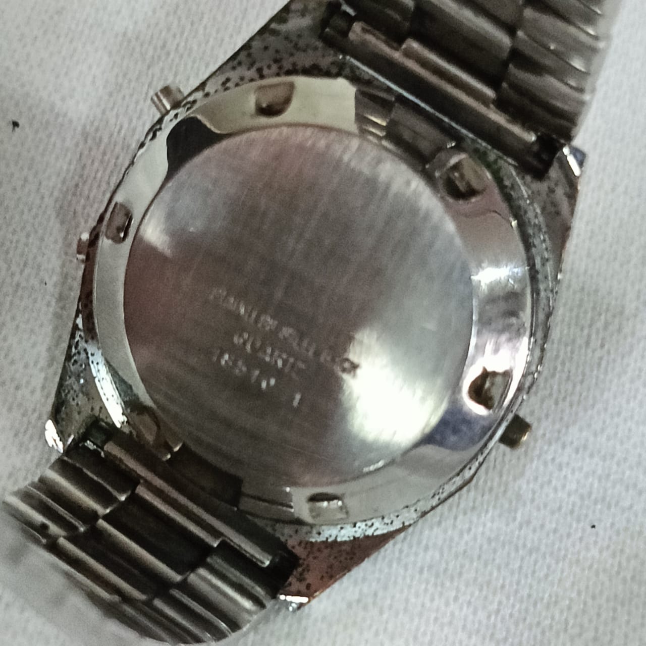 Montre yema analogique montre acier inoxydable vintage original
