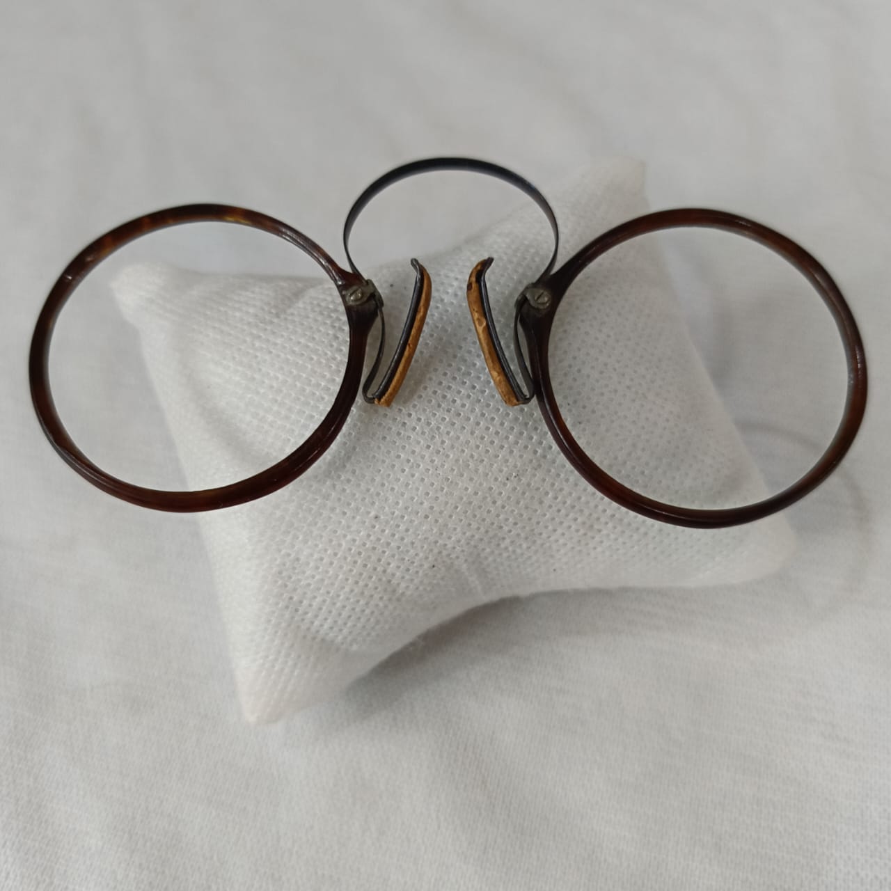 Cadre du lunette ancien vintage