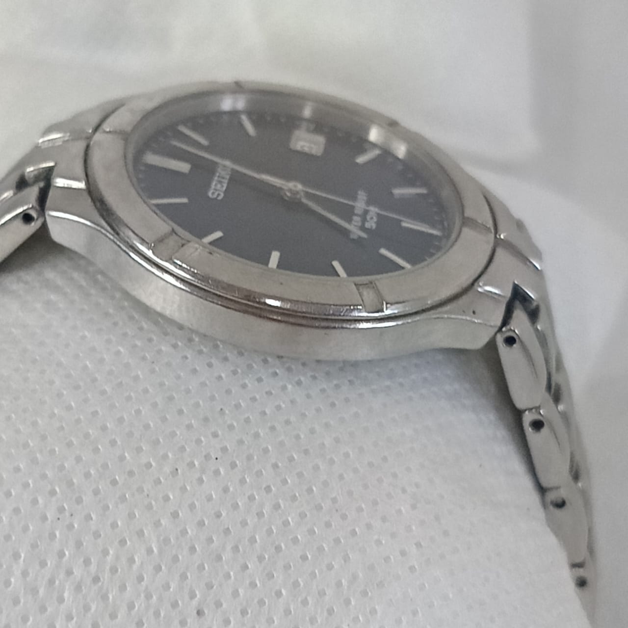 Montre Seiko extra plat Quartz acier inoxydable