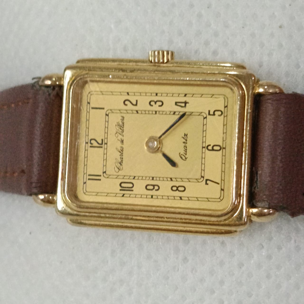Montre Charles de Villiers femme en plaqué or vintage
