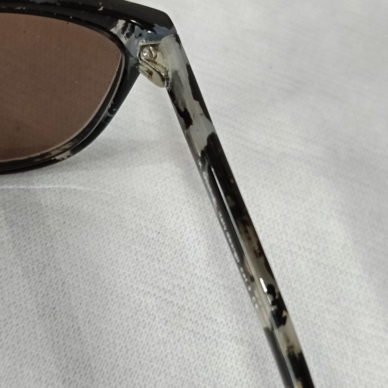 Cadre du lunette original