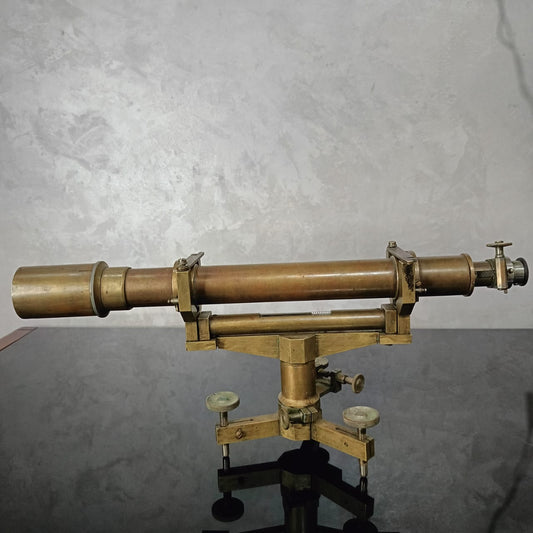 Ancien niveau en bronze doré signé France original