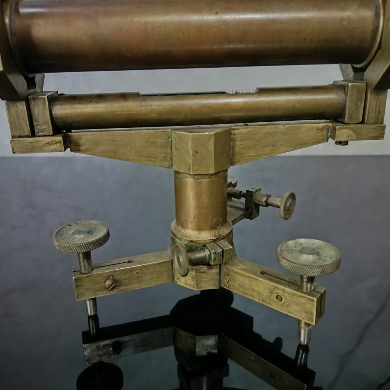 Ancien niveau en bronze doré France original