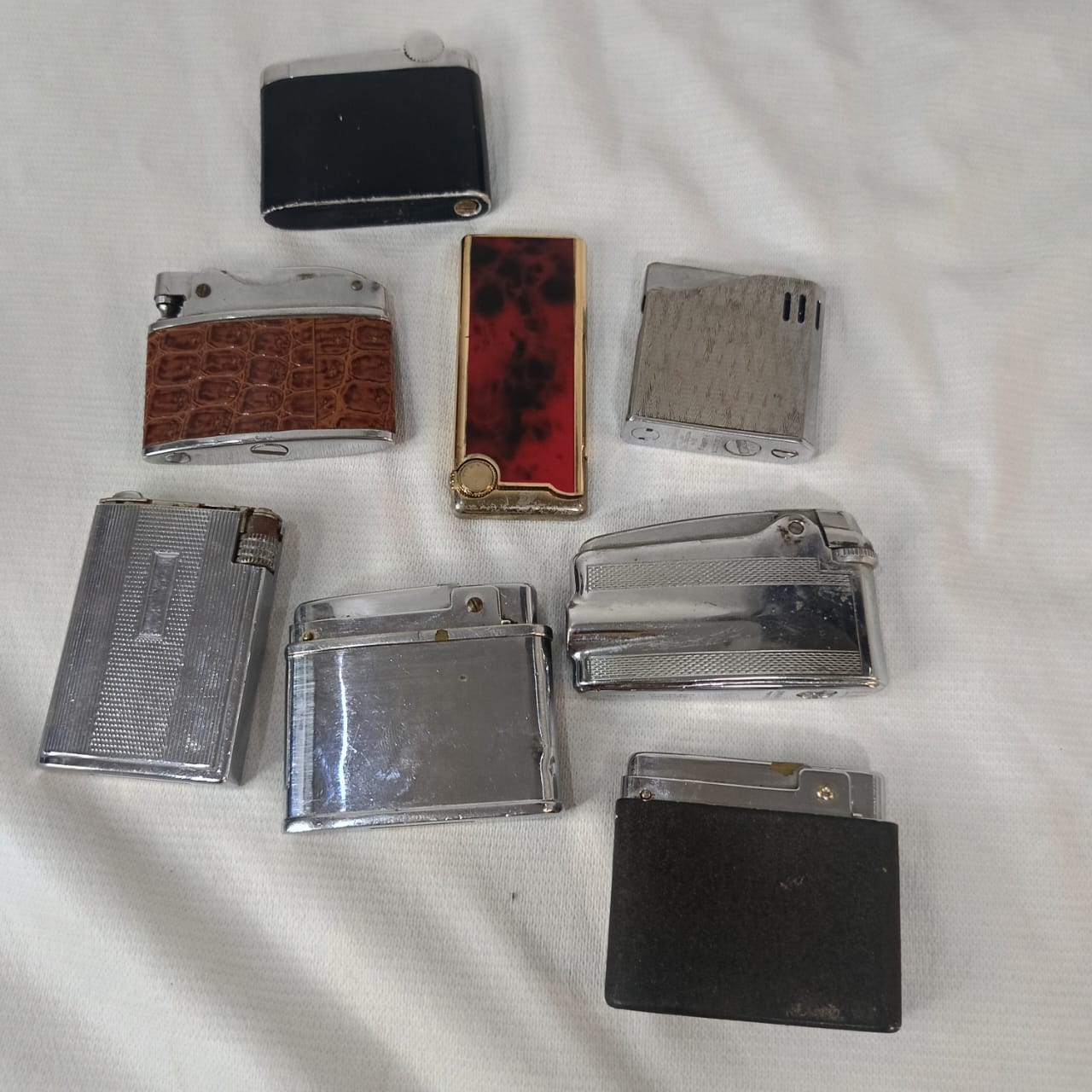 8 Briquet Vintage (عاطلة)