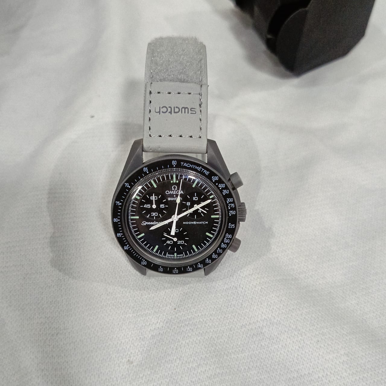 Montre Omega/ switch chronographe original Quartz
