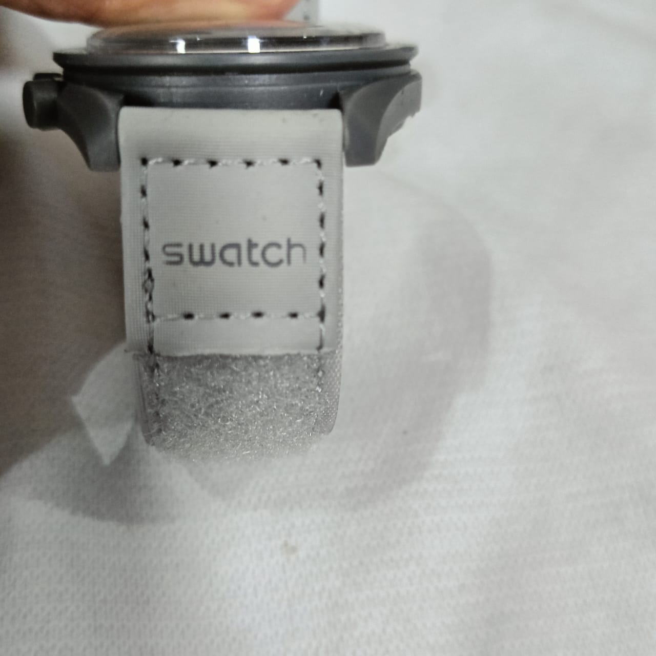 Montre Omega/ switch chronographe original Quartz