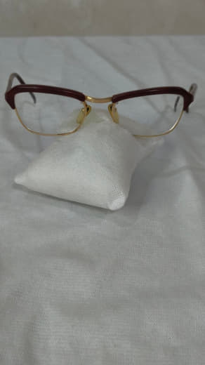Cadre du lunette en plaqué or vintage