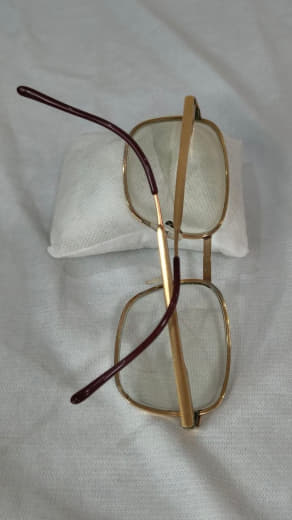 Cadre du lunette plaqué or vintage