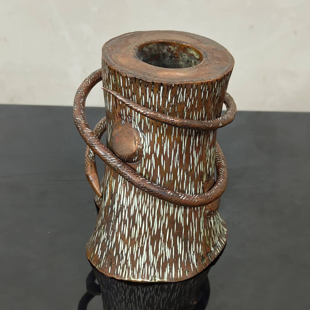 Ancien pogoire en bronze rare 
13/10cm