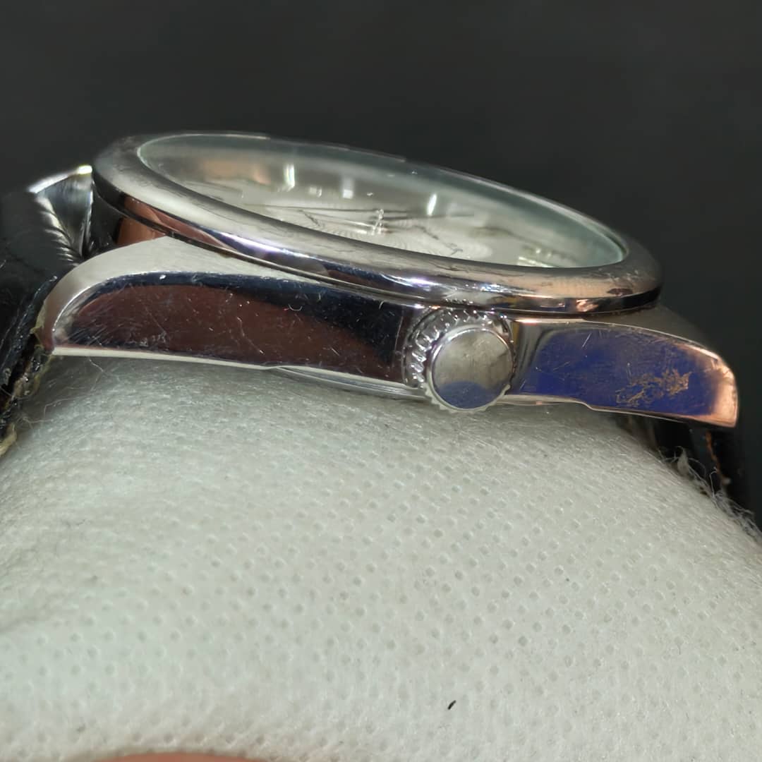 Montre Massimo Dutti automatique original 
42mm
Prix 22000