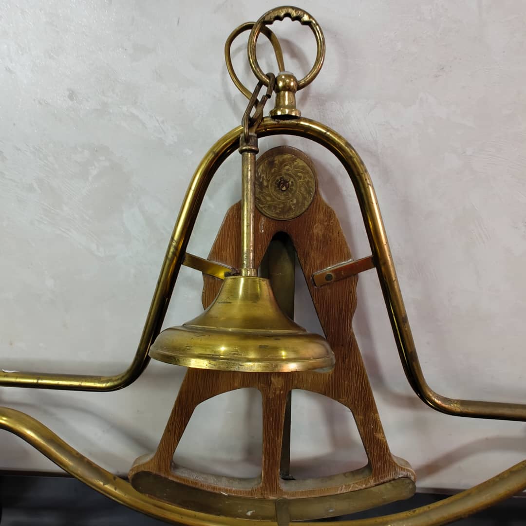 Ancien lustre louisaine Art déco signé rare original 
95cm/65cm
Prix 25000