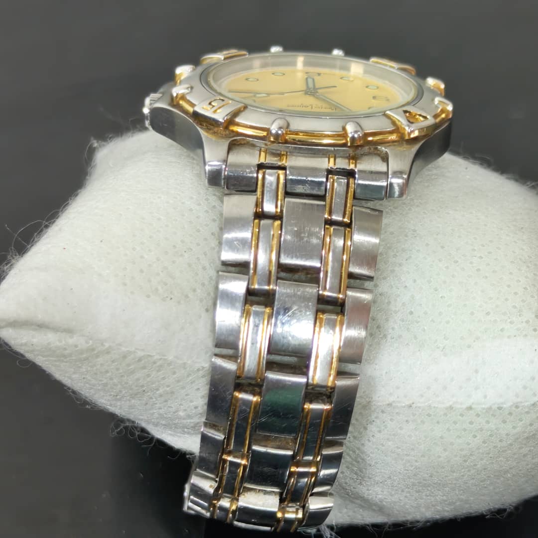 Montre pierre lannie Quartz original 
38mm
Prix 10000