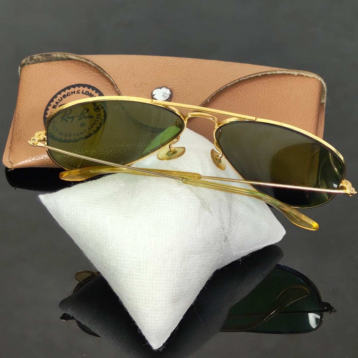 Lunette ray ben usa bl original زوج ملايين ومتين 
58/14
سعر 22000