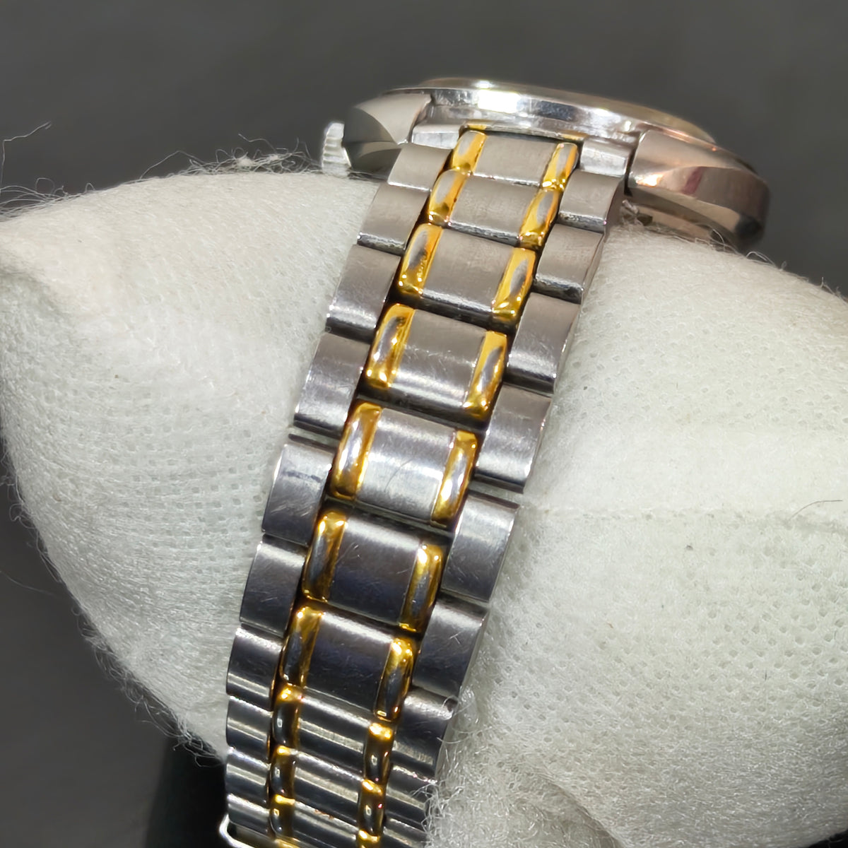 Montre duward automatique original 
38mm
Prix 25000
