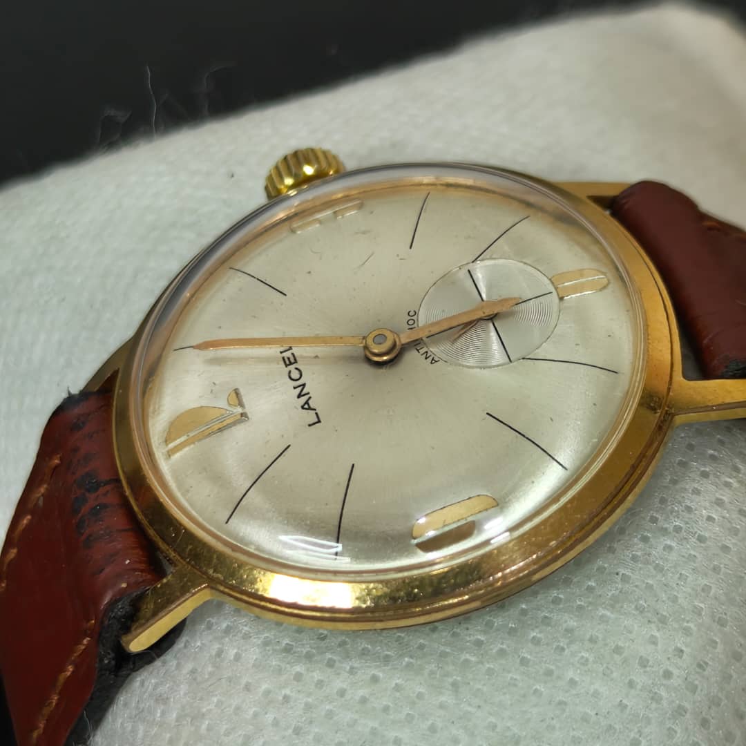 Montre Lancel mécanique vintage original 
38mm
Prix 15000
