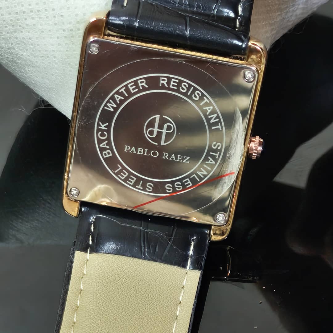 Montre Pablo raez Quartz original ثمنمية و خمسين ألف 
40mm
Prix 8500