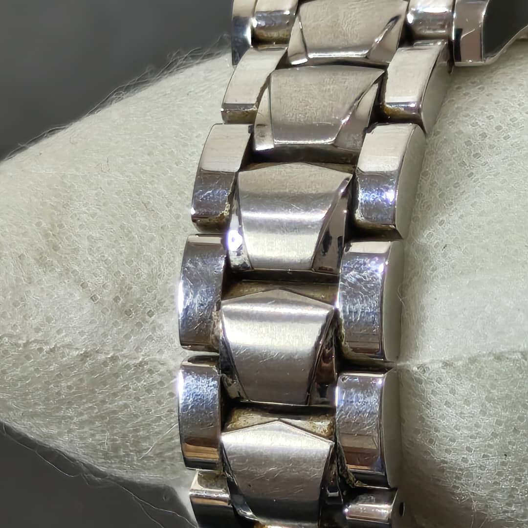 Montre Graziella en daiment original 
38mm
Prix 30000