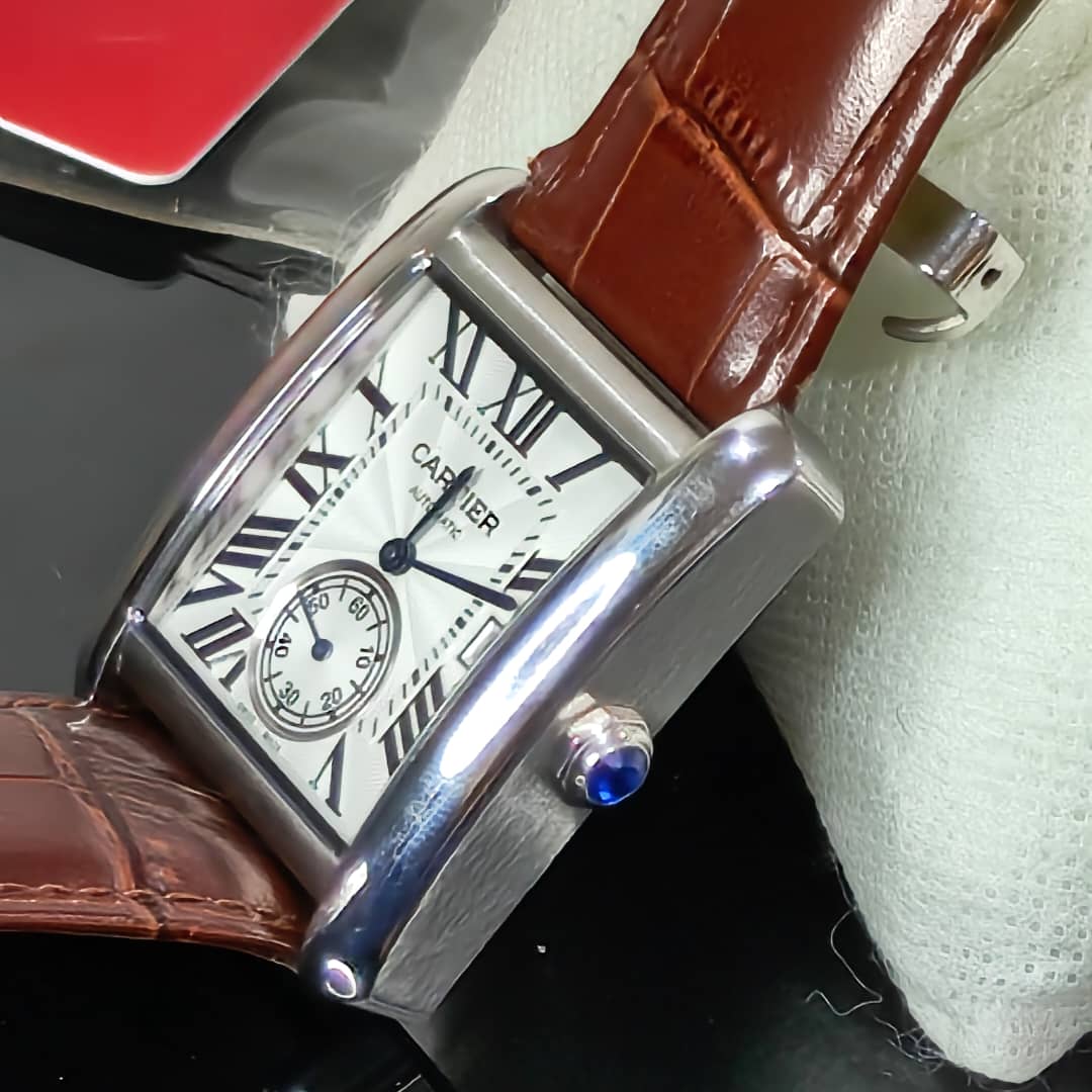 Montre cartier super France automatique 
40mm
Prix 38000