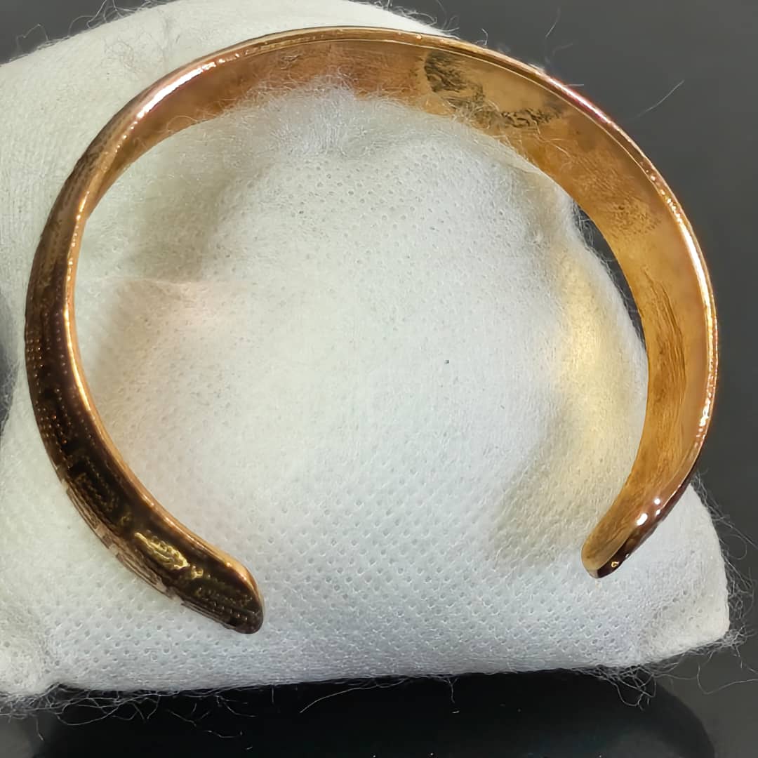 سوار بلاكي فرنسي 
قطر 6 cm
Prix 4500
