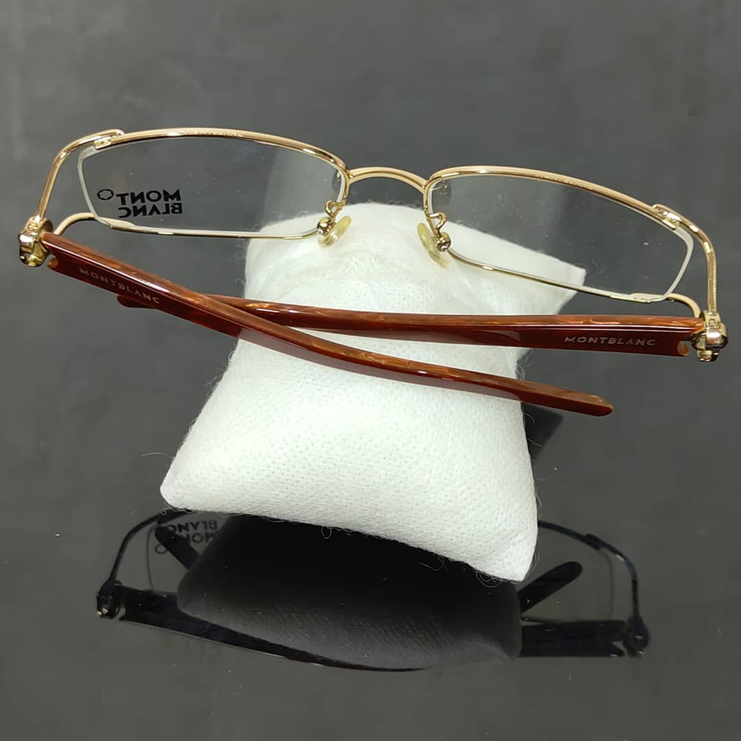 Lunette mont blanc original 
53/17
Prix 35000