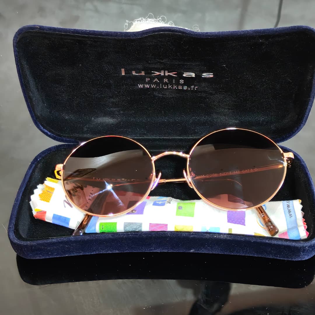 Lunette Lukas paris femme original 
لون زجاج بني
52/18
سعر 12500