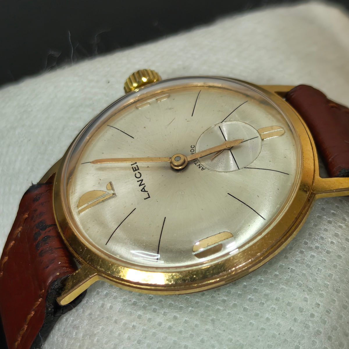 Montre Lancel mécanique vintage original 
38mm
Prix 15000