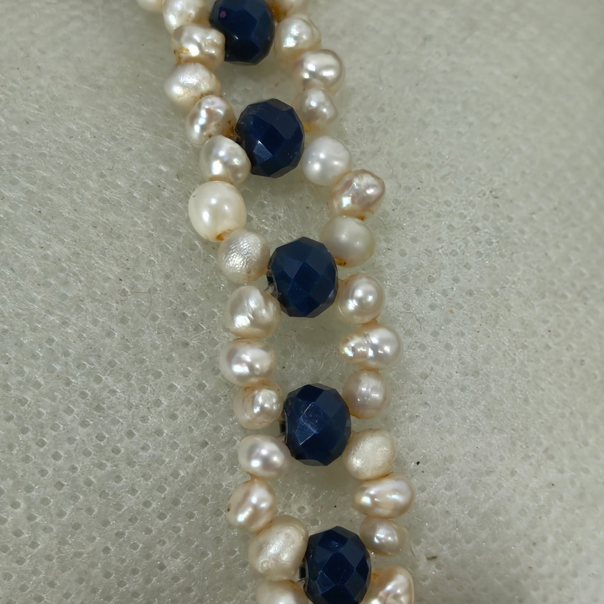 سوار نسائي بالجوهر حر 
طول 19mm
Prix 4500
