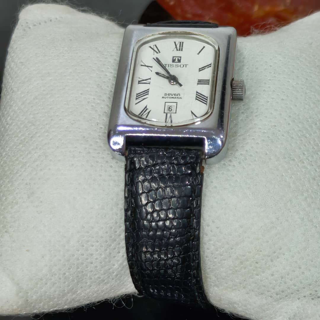Montre Tissot automatique original ثلاثة ملايين 
36mm
Prix 30000