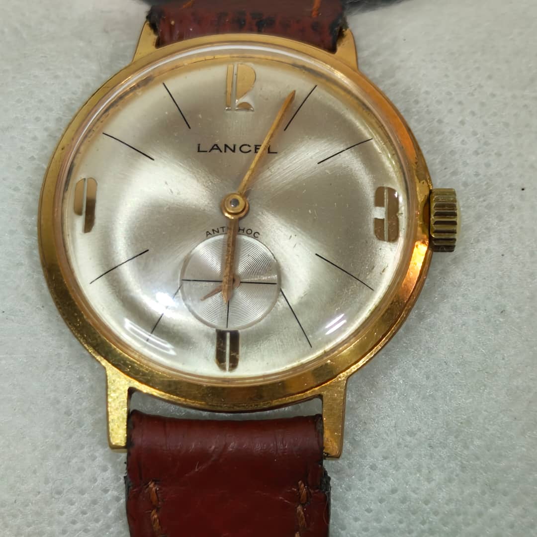 Montre Lancel mécanique vintage original 
38mm
Prix 15000