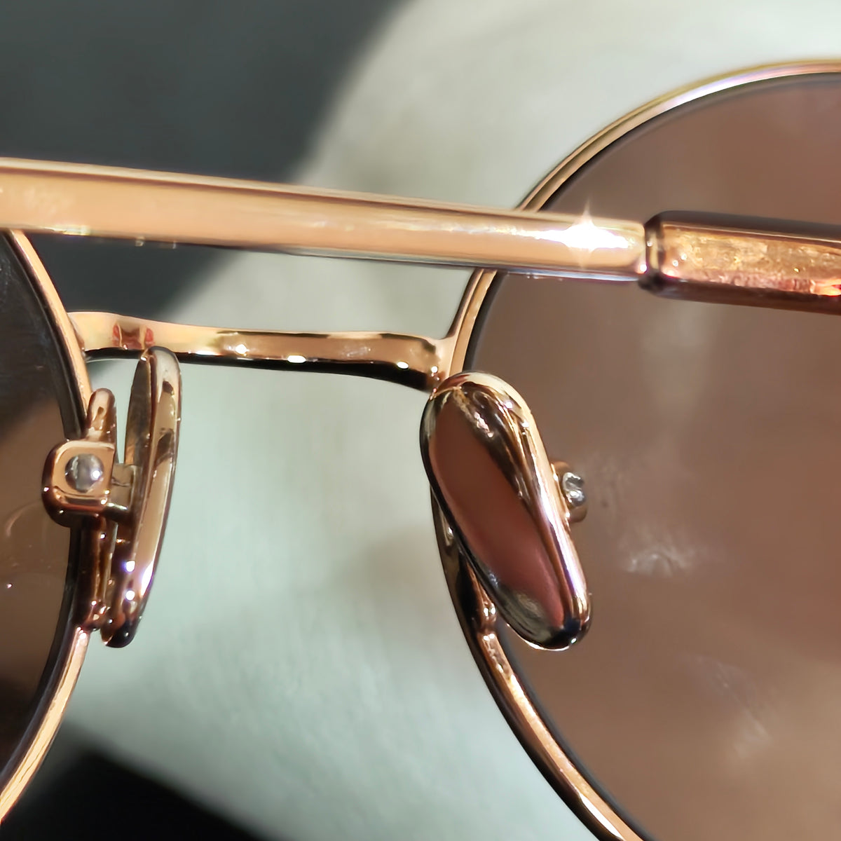 Lunette Lukas paris femme original 
لون زجاج بني
52/18
سعر 12500