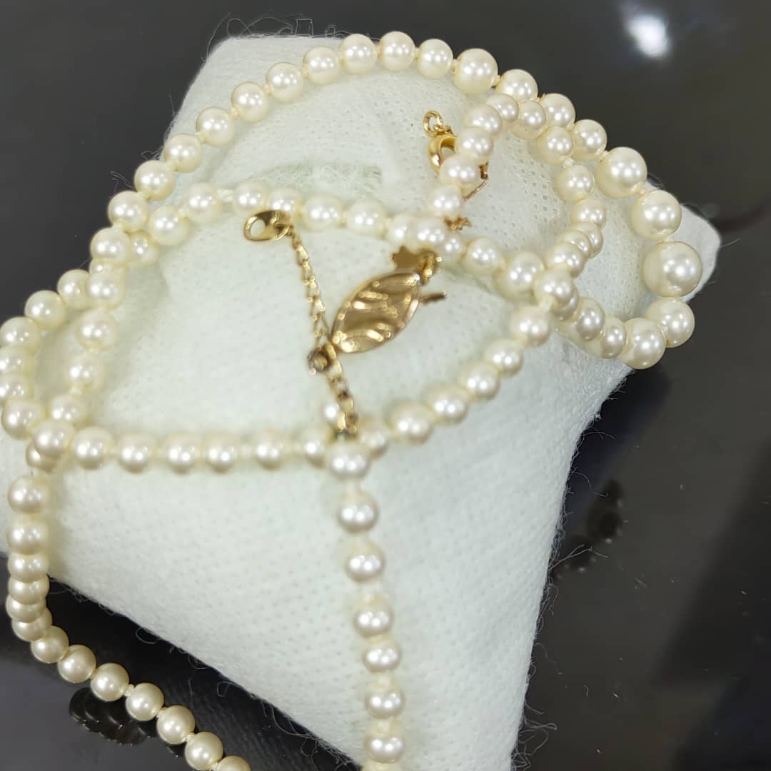 عقد تحفة لؤلؤ
طول مغلق 24cm