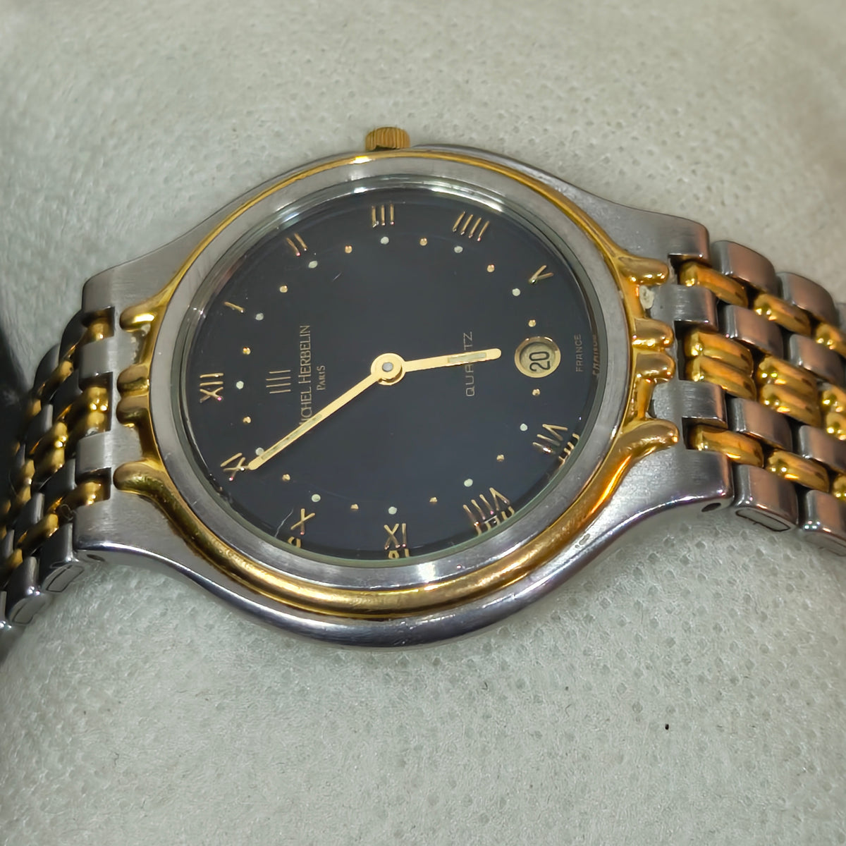Montre Michel Herblain paris extra plat quartz original 
36mm
Prix 18000