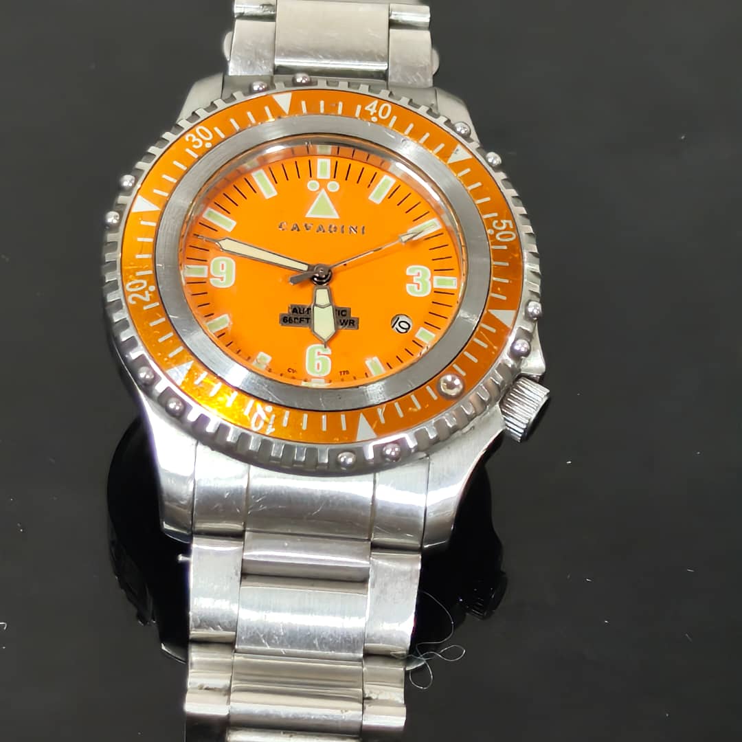 Montre cavadini automatique original زوج ملايين ونصف 
40mm
Prix 25000