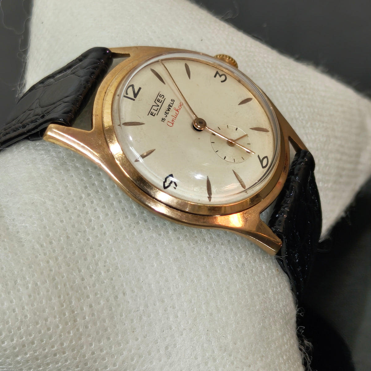 Montre élèves mécanique vintage original 
36mm
Prix 15000