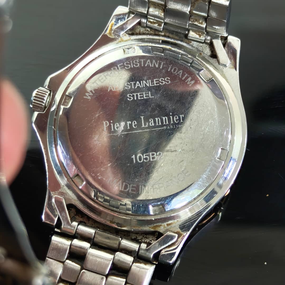 Montre pierre lannie Quartz original 
38mm
Prix 10000