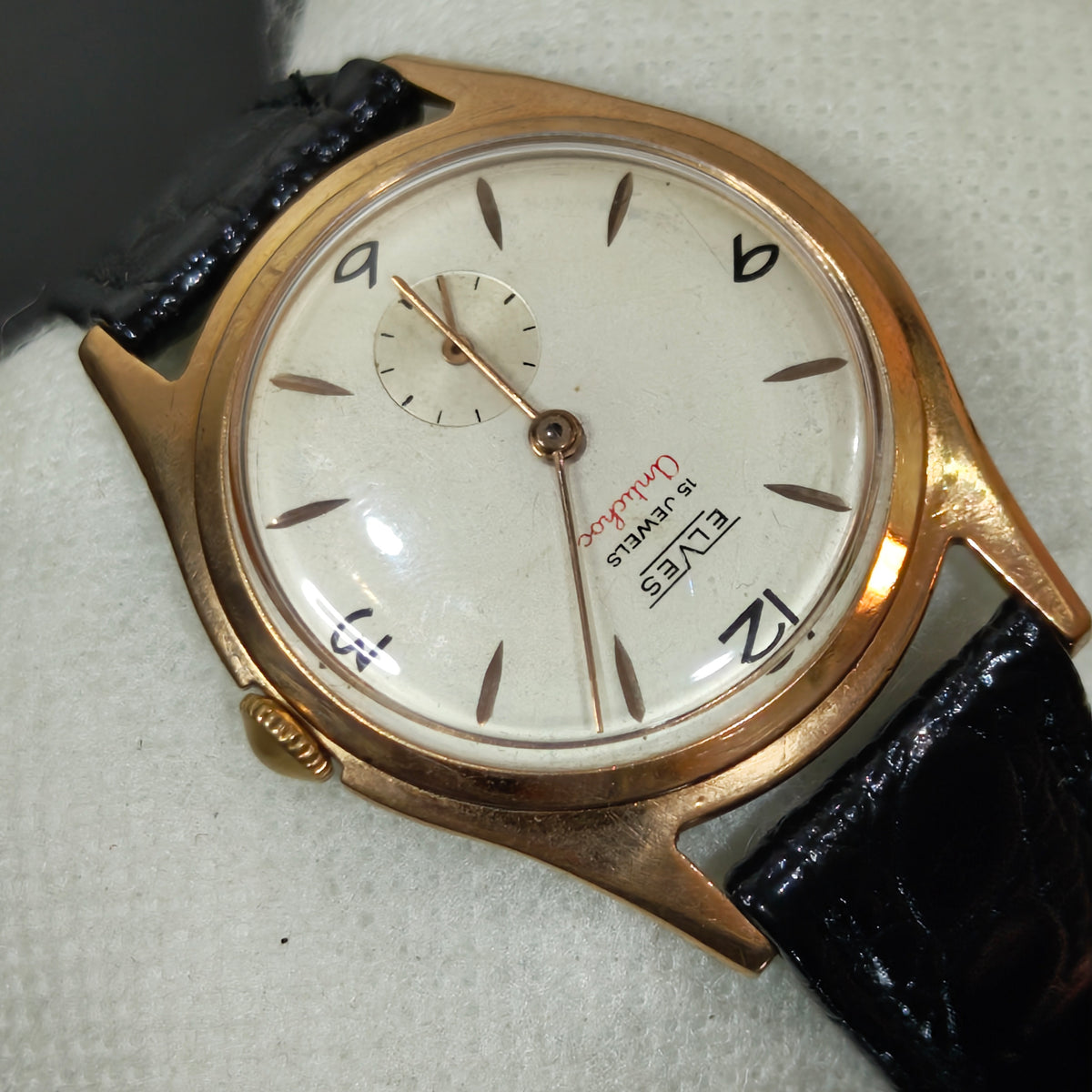 Montre élèves mécanique vintage original 
36mm
Prix 15000