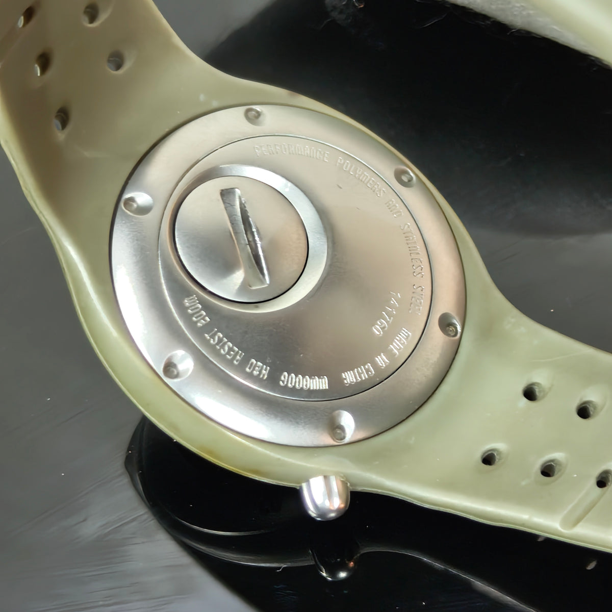 Montre Nike plongée 200m
38mm
Prix 12000