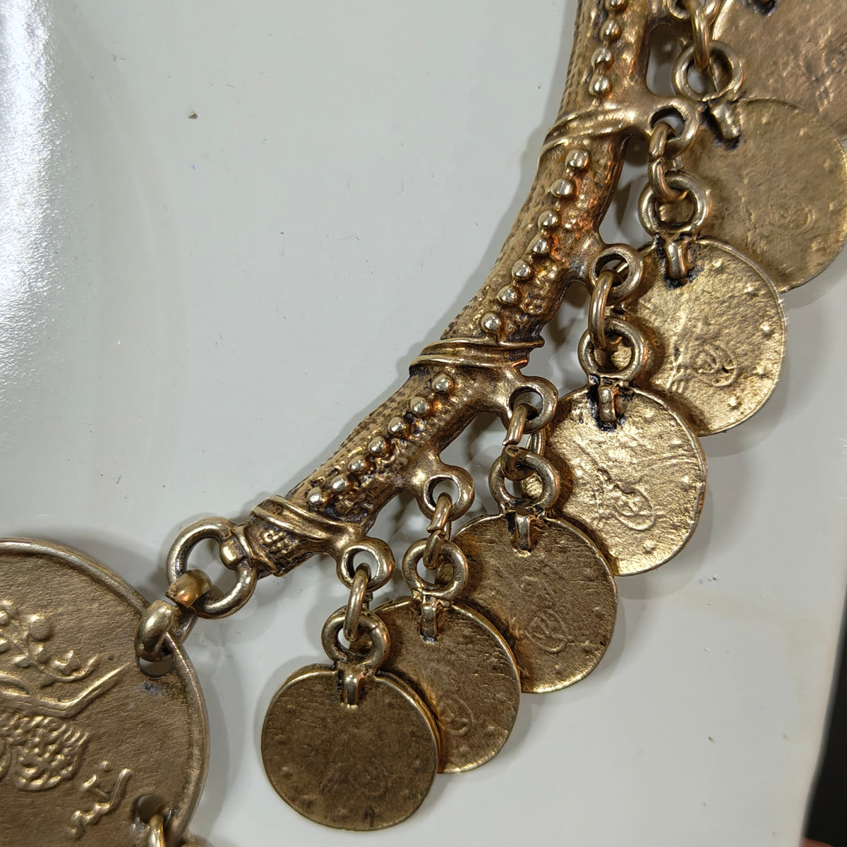 سلسلة فرماي/فضة عتيقة تحفة
طول مغلق 20cm