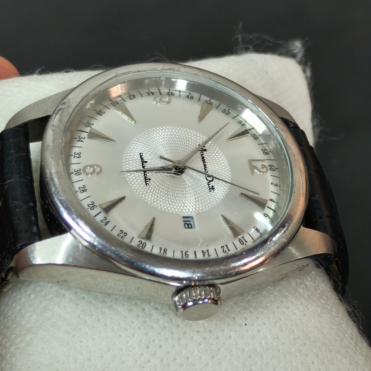 Montre Massimo Dutti automatique original 
42mm
Prix 22000