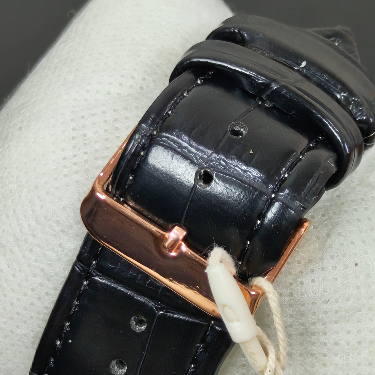 Montre Pablo raez Quartz original ثمنمية و خمسين ألف 
40mm
Prix 8500