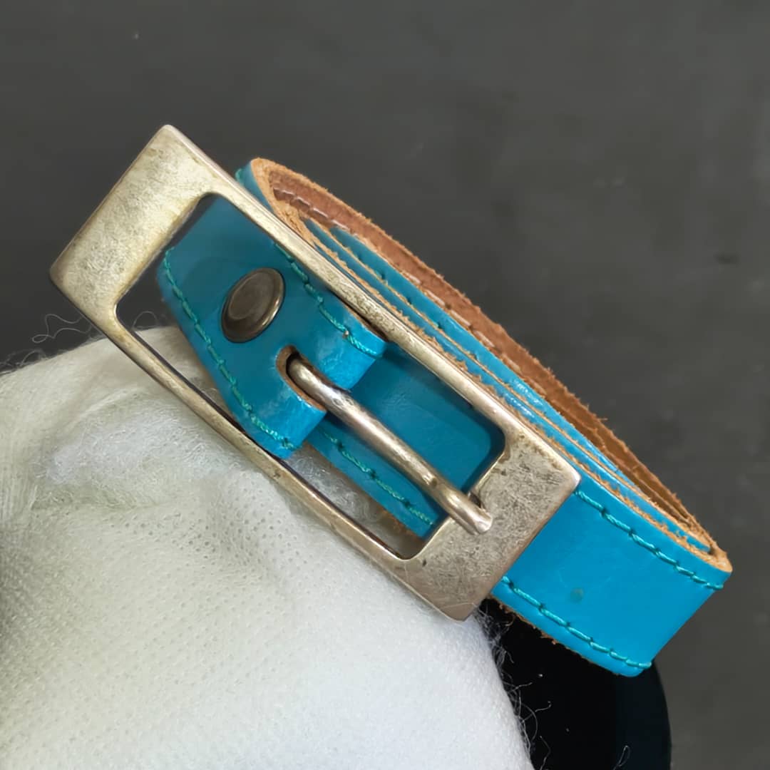 Ceinture Vanzetti femme en cuir original 
98cm
Prix 4500