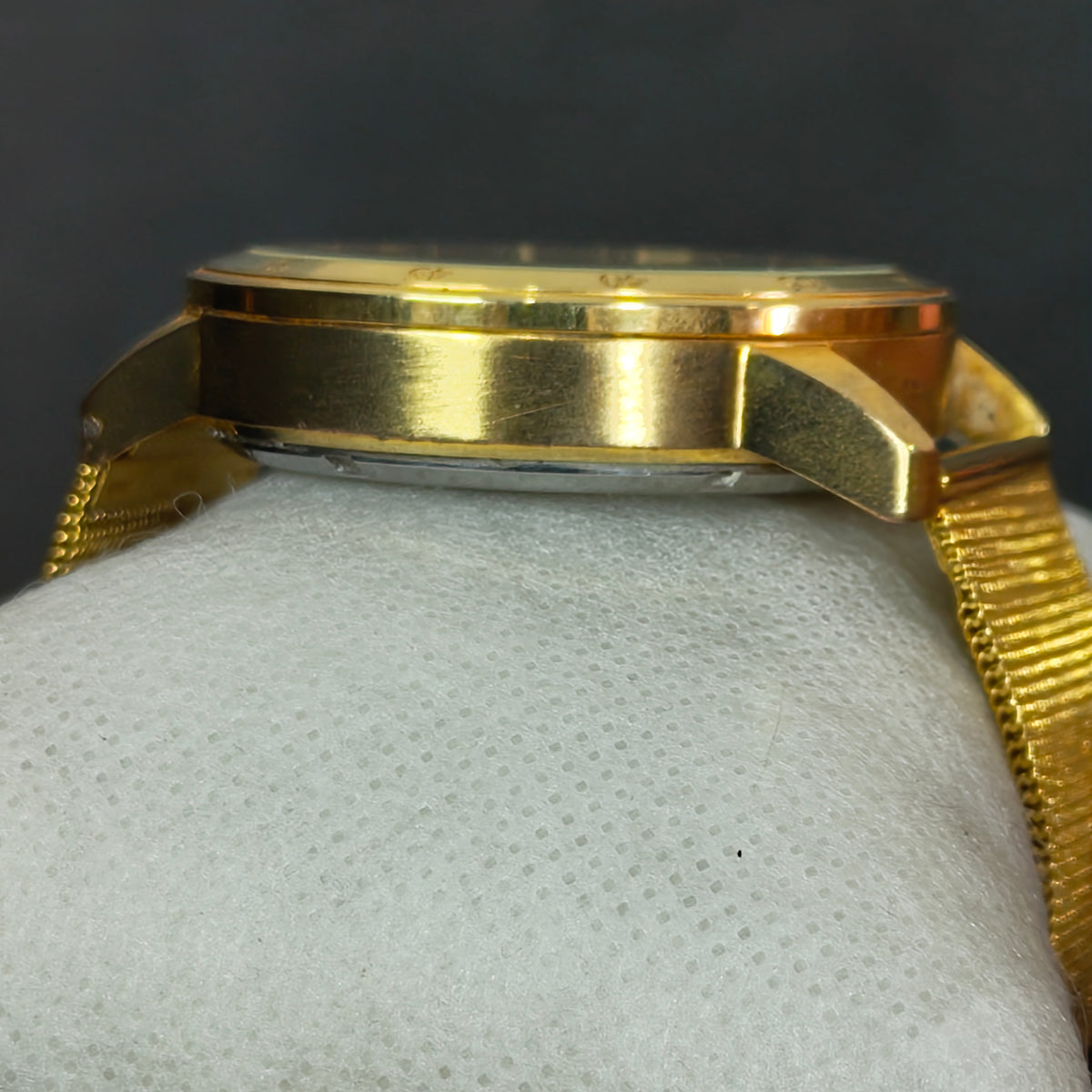 Montre seizmont automatique scoullat/مليون ومتين 
40mm
Prix 12000