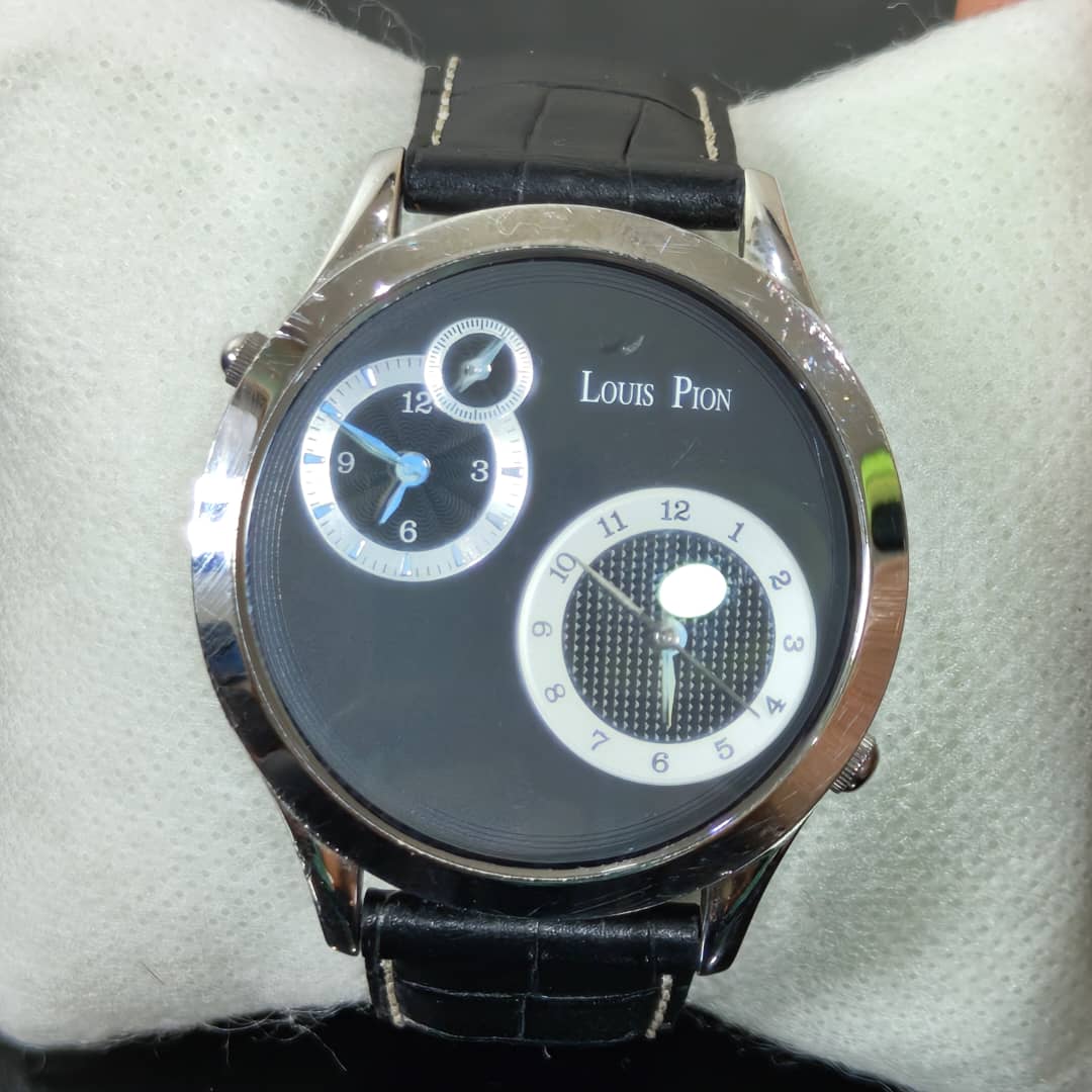 Montre louis poin quartz original 
38mm