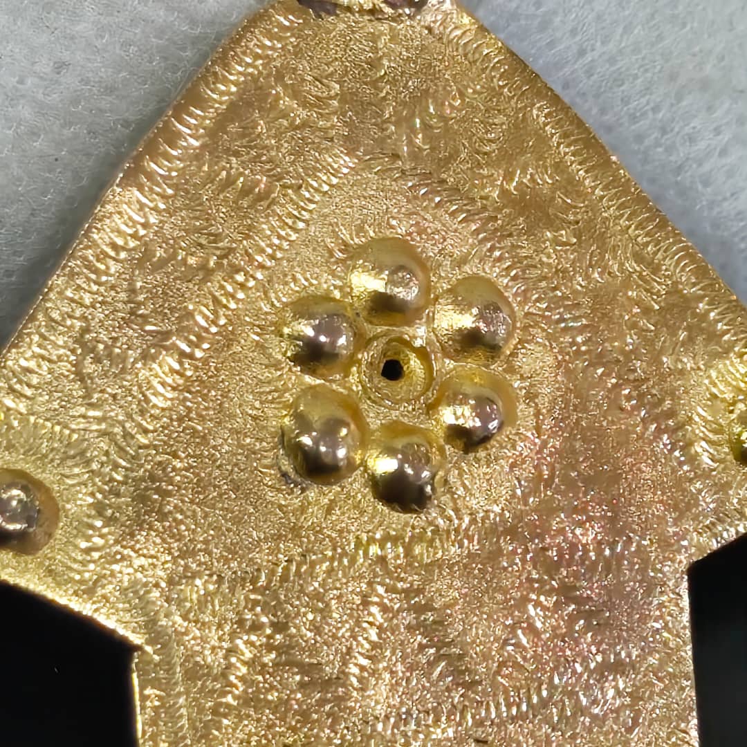قلادة عتيقة بلاكي 
7/5cm
Prix 4500