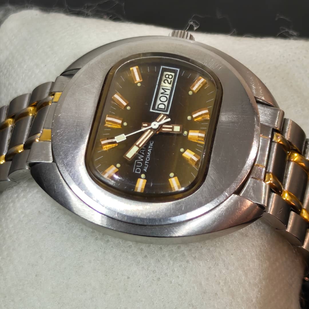 Montre duward automatique original 
38mm
Prix 25000