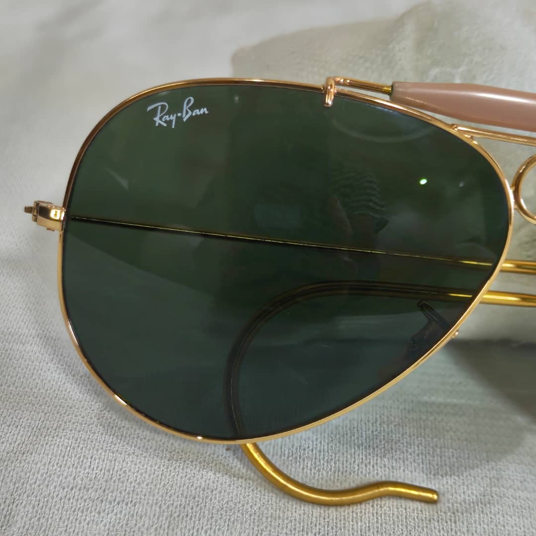 Lunette ray ben rb original 
58
Prix 22000